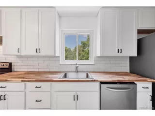 Photo #5: 6098453 Listing 