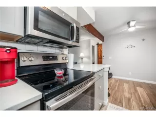 Photo #6: 6099199 Listing 