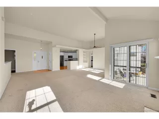 Photo #5: 6103242 Listing 