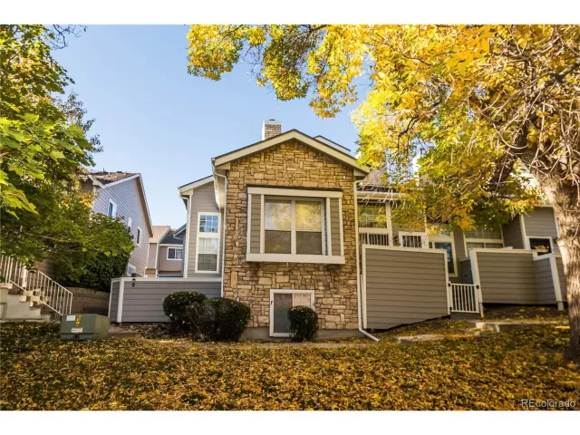 MLS: 6103257 Condo For Sale