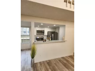 Photo #3: 6103437 Listing