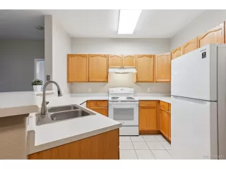 Photo #5: 6105081 Listing