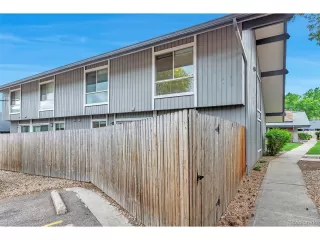 Photo #3: 6105601 Listing