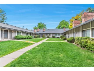 Photo #4: 6105601 Listing