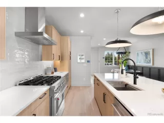 Photo #4: 6106029 Listing