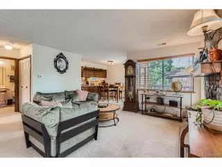 Photo #2: 6106561 Listing