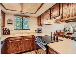 Photo #6: 6106561 Listing