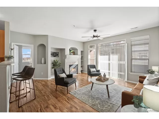 MLS: 6107579 Condo For Sale