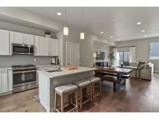 Photo #4: 6109041 Listing 