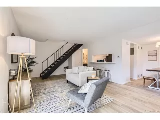 Photo #3: 6110209 Listing 