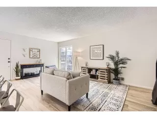 Photo #4: 6110209 Listing 