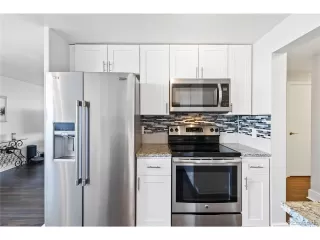 Photo #5: 6110250 Listing 