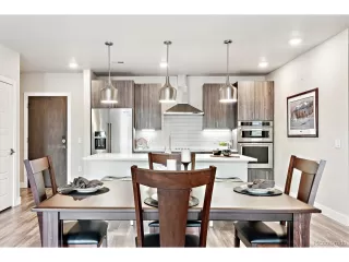 Photo #5: 6110896 Listing 