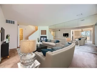 Photo #4: 6111983 Listing