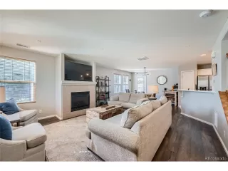 Photo #3: 6112626 Listing