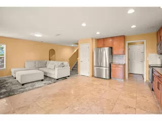 Photo #6: 6114805 Listing