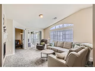 Photo #6: 6115904 Listing 