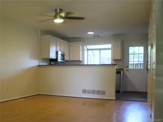 Photo #5: 6120634 Listing