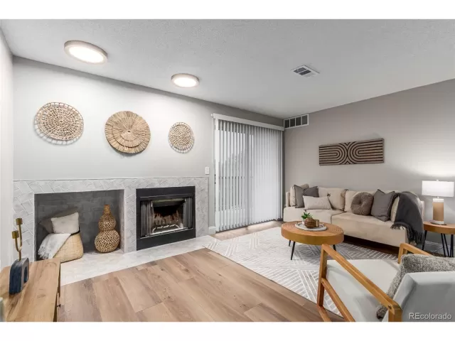 MLS: 6122697 Condo For Sale