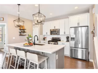 Photo #3: 6125530 Listing