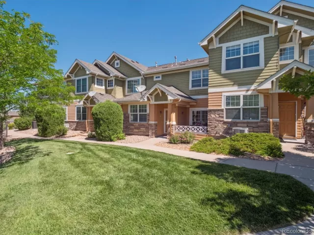 MLS: 6129060 Condo For Sale