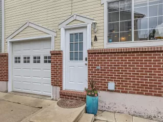 Photo #3: 6129905 Listing