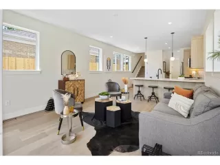 Photo #3: 6132610 Listing 