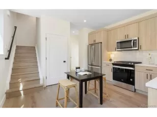 Photo #6: 6132610 Listing 