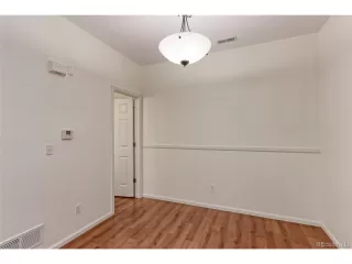 Photo #6: 6134225 Listing