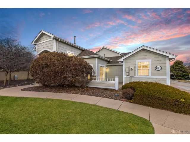 MLS: 6134610 Condo For Sale