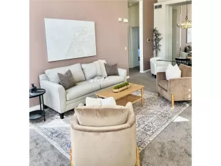 Photo #4: 6134610 Listing