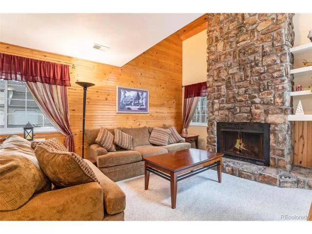 MLS: 6137624 Condo For Sale