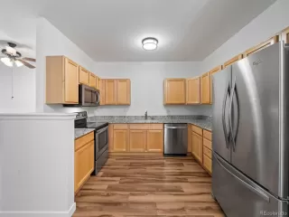 Photo #5: 6138119 Listing