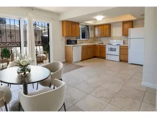 Photo #6: 6138271 Listing