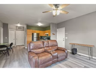 Photo #5: 6139757 Listing