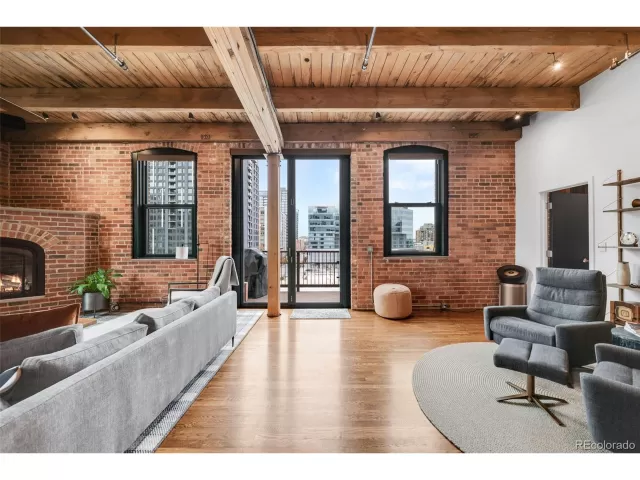 MLS: 6142224 Condo For Sale