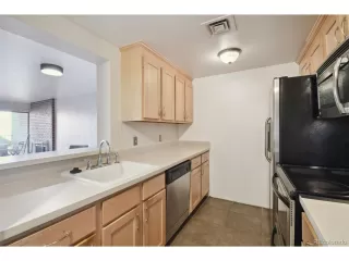 Photo #4: 6145107 Listing