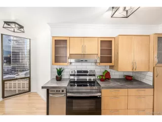 Photo #6: 6149020 Listing 