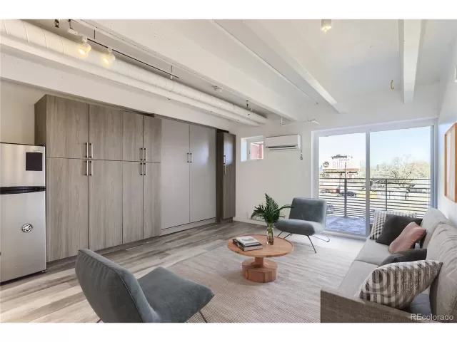 MLS: 6150440 Condo For Sale