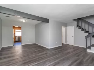 Photo #5: 6150950 Listing 