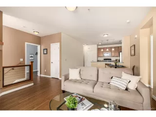 Photo #3: 6151433 Listing