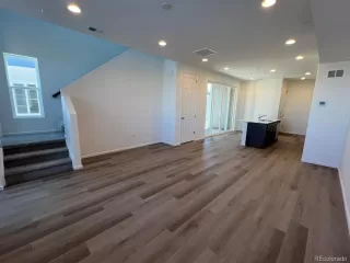 Photo #2: 6152006 Listing