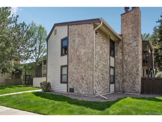 MLS: 6155503 Condo For Sale