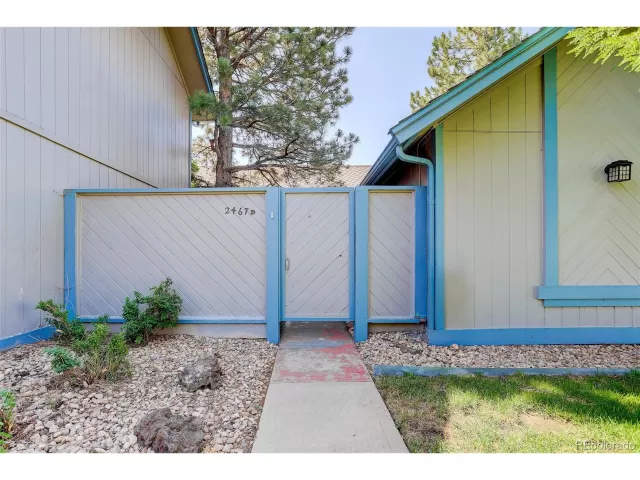 MLS: 6156116 Condo For Sale