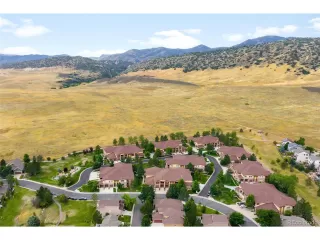 More Details about MLS # 6159454 : 9895 W FREIBURG DR C LITTLETON CO 80127