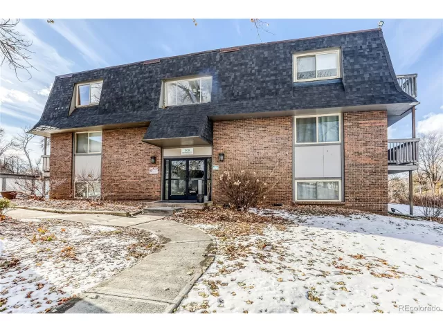 MLS: 6160348 Condo For Sale