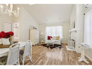 Photo #6: 6161970 Listing 