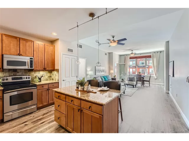 MLS: 6161999 Condo For Sale