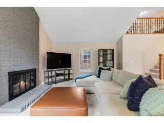 Photo #6: 6163809 Listing 