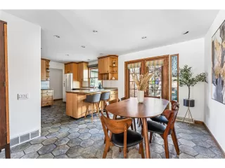 Photo #6: 6166904 Listing 